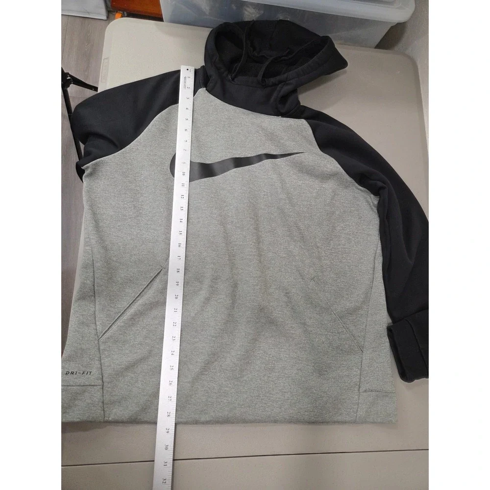 Nike Dri-FIT Therma Hoodie Mens XL Gray Black‎ Big Swoosh Pullover Sweatshirt